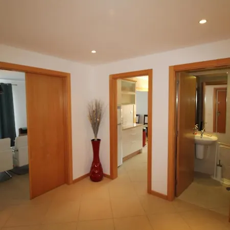 דירה Garden - Stunning 2 Bedroom - Communal Pool - 2 Minuts Walking To The River קבאנס דה טאבירה